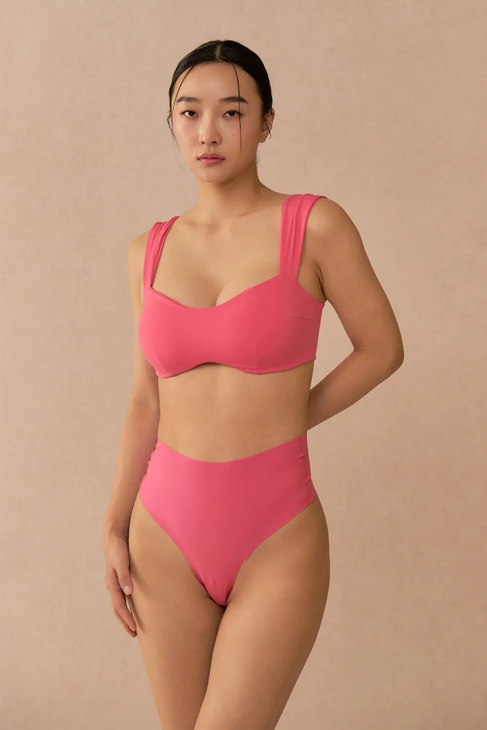 輕透桃心領 2.0 BraTop<br>ESSENTIAL HEART SHAPE BRA TOP