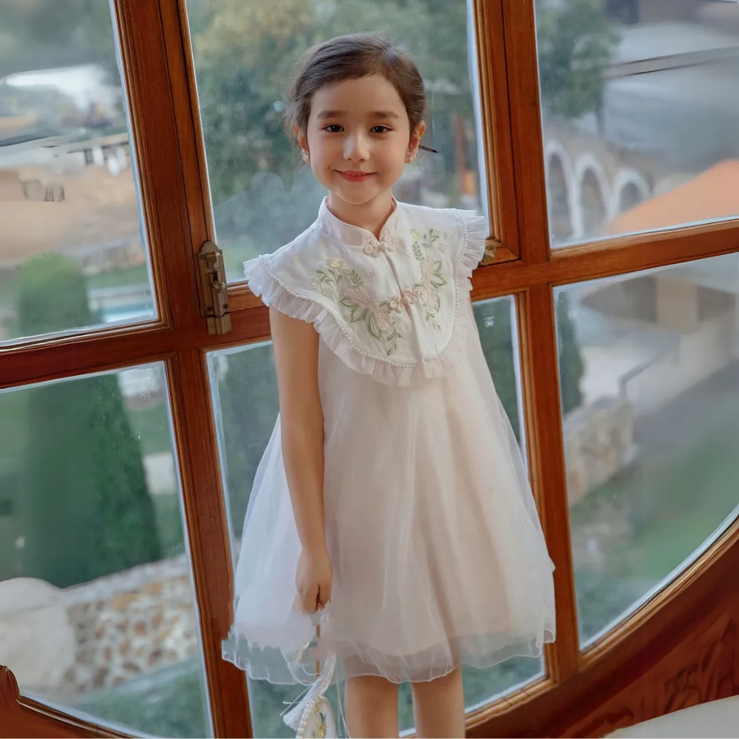 中式立领刺绣旗袍纱裙 Elegant Embroidered Mesh Mandarin Collar Dress