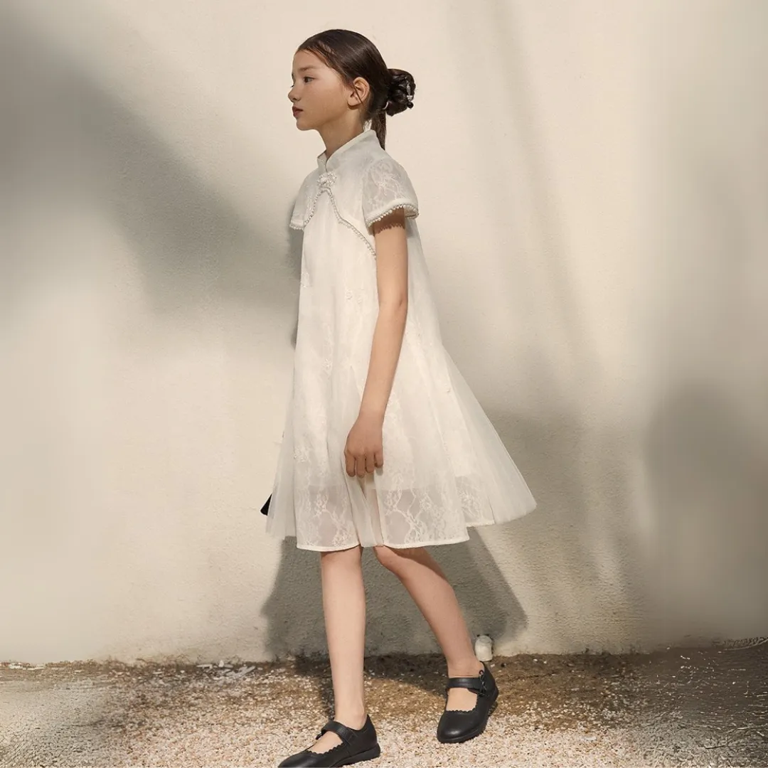 中式国风珍珠盘扣旗袍裙 Elegant Pearl-Embellished Chinese-Style Qipao Dress
