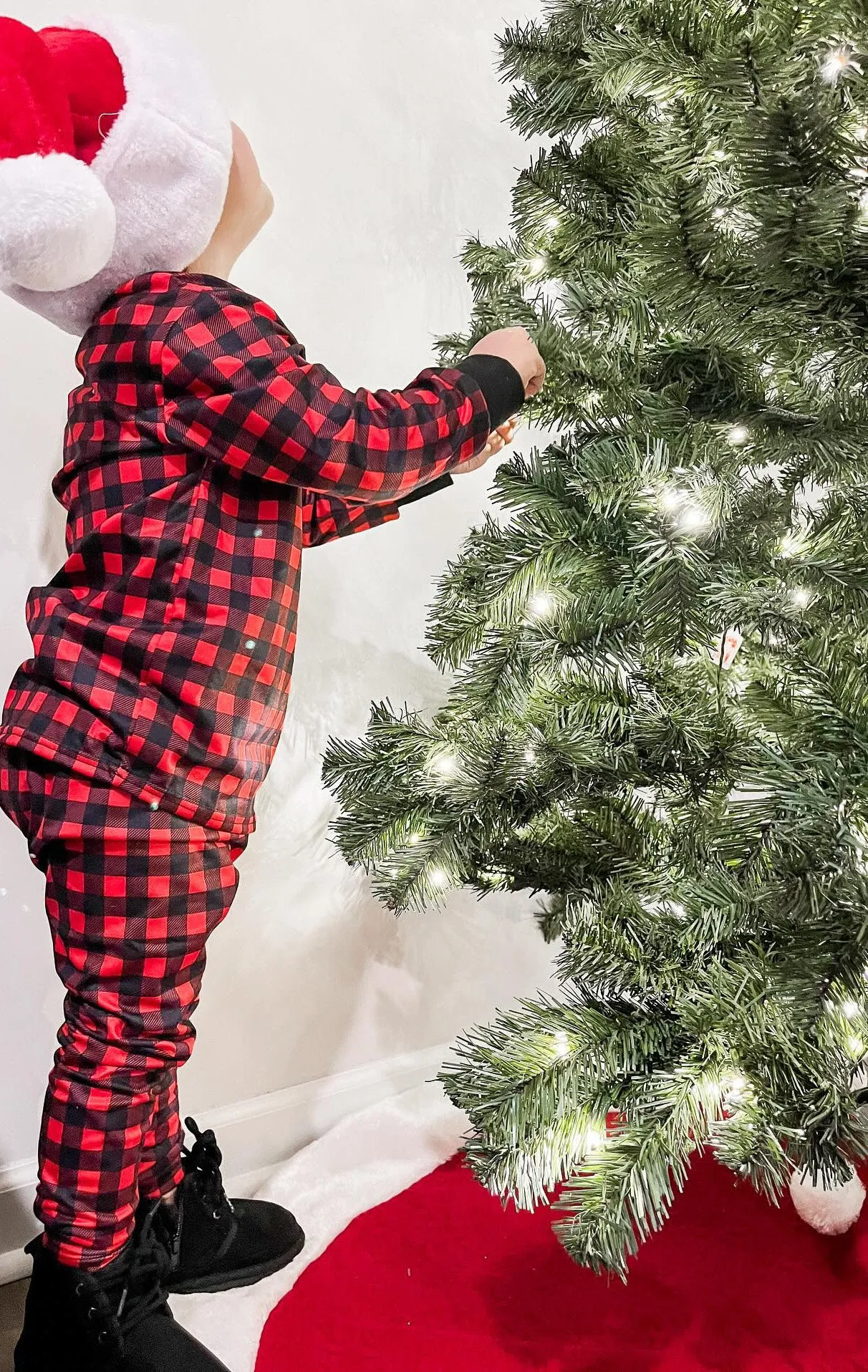15.00 EA -- 12-24M X 2/2-3T X 2/3-4T X 2/4-5T x 2/5-6 x 1 -- Kids 2 Pc Christmas Pajamas - Buffalo Plaid