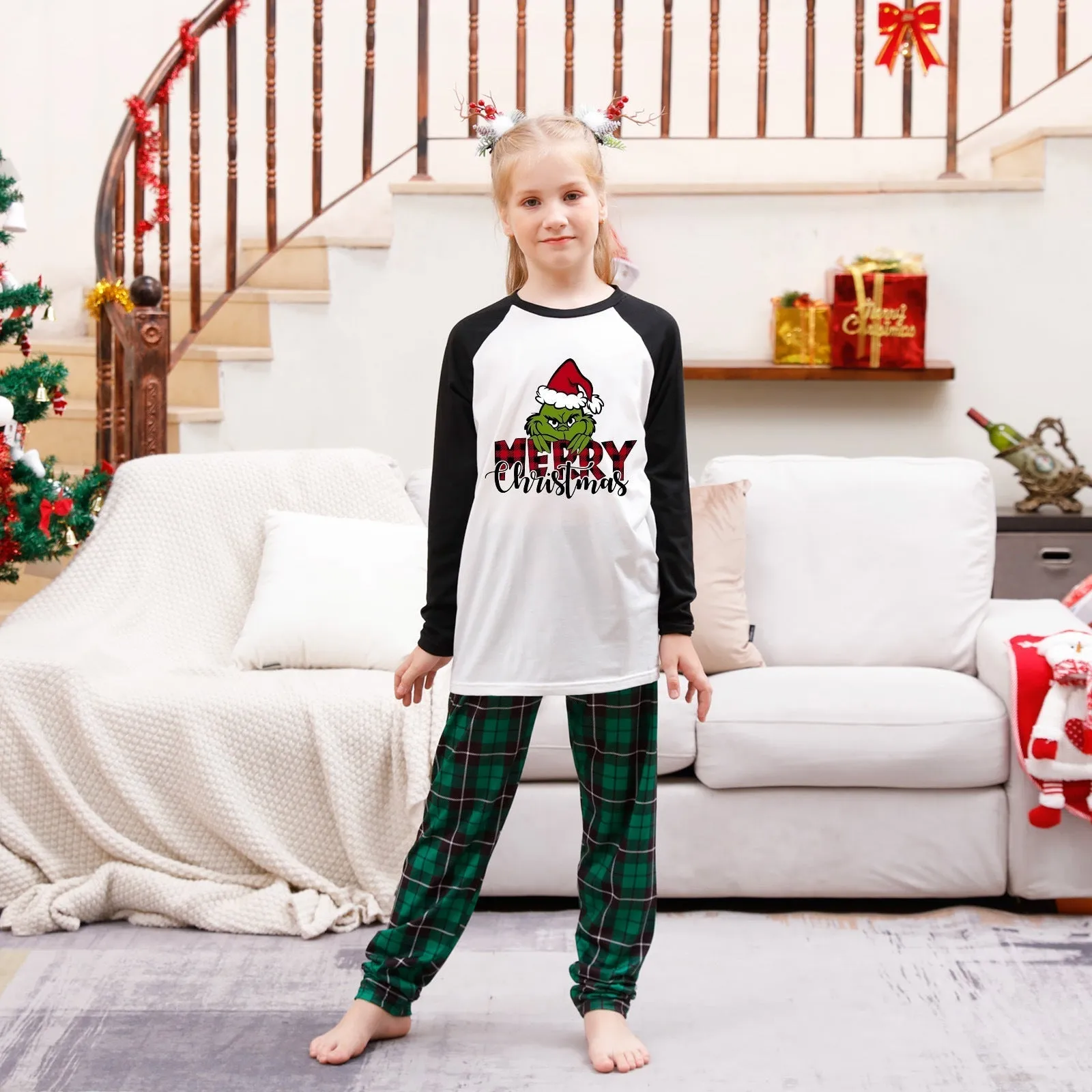 Merry Christmas parent-child holiday matching pajamas with green plaid pattern