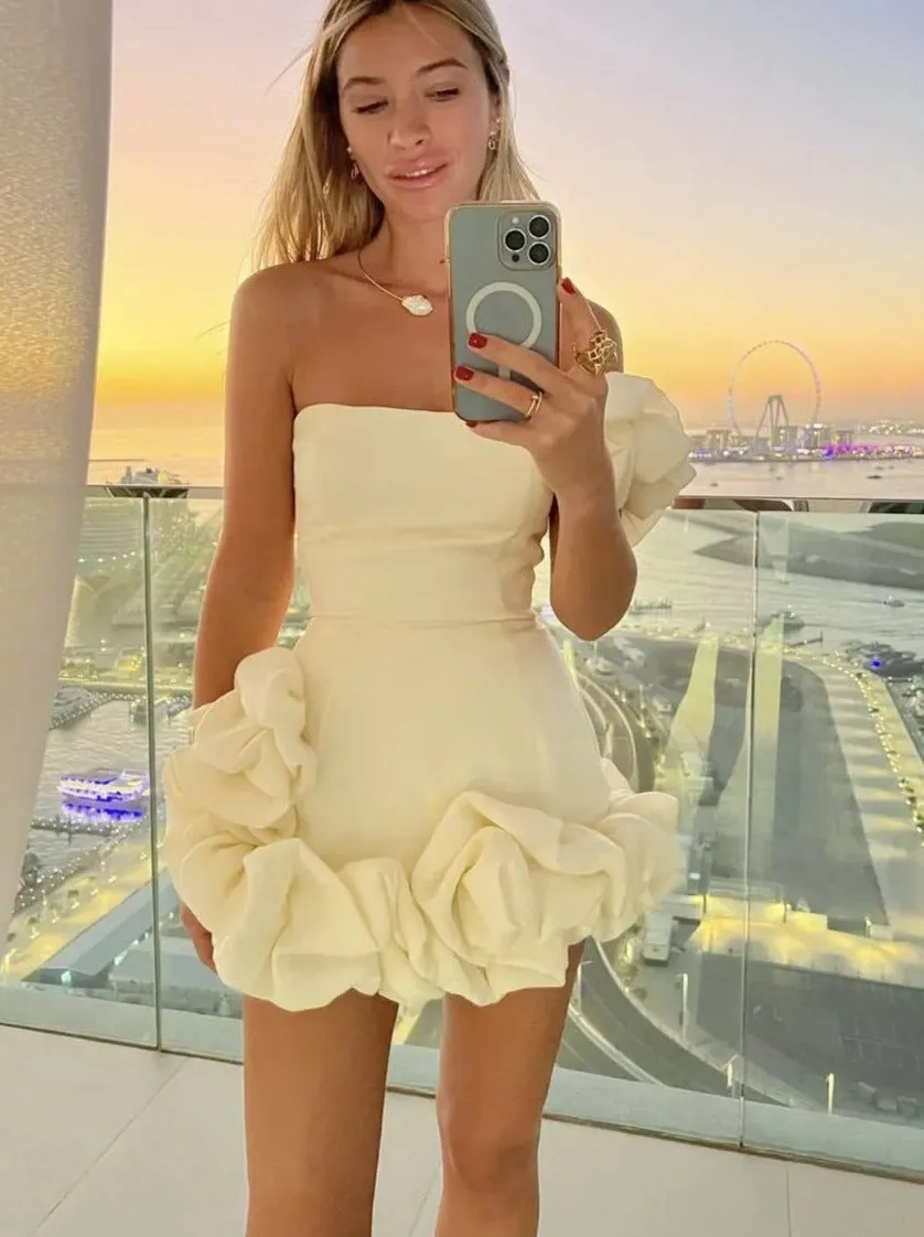 Ruffled Solid Color Hip-wrapping Dress